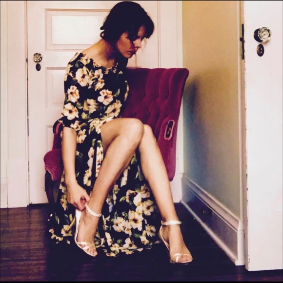 Dresses & Skirts - Floral dress
